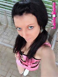 Photo by LailaBanx with the username @LailaBanx, who is a star user,  July 28, 2018 at 11:37 PM and the text says 'Good Night Honey :-*
#lailabanx #blueeyes #pigtails #nature #followme'