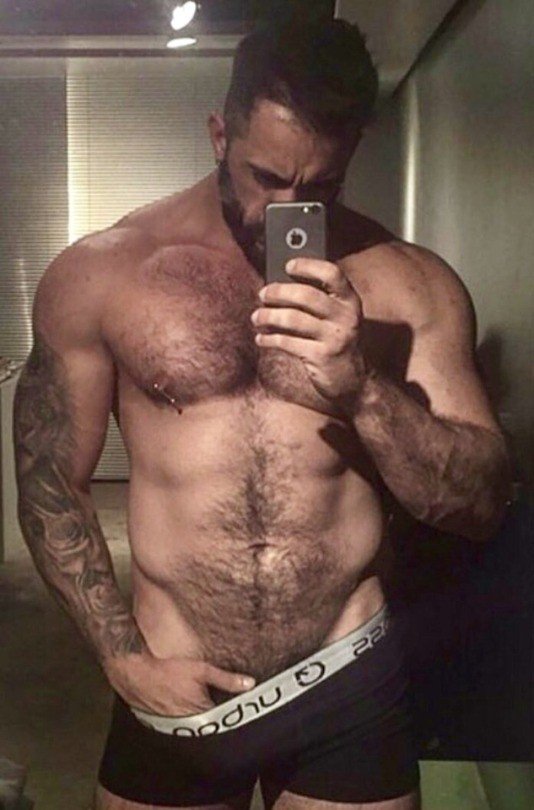 Photo by scintar with the username @scintar,  February 14, 2019 at 5:56 PM. The post is about the topic Gay Hairy Men