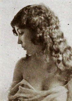 Album by Sumles with the username @Sumles,  May 4, 2023 at 8:56 AM. The post is about the topic Vintage and the text says 'Bessie Love
 #vintage #glamour #nature #femininebeauty #beauty #art'