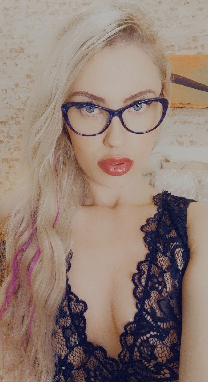 Photo by Hypnoticnatalie with the username @Hypnoticnatalie, who is a star user,  September 19, 2020 at 9:30 AM. The post is about the topic Findom and the text says 'I deserve to be paid simply for being alive! For breathing! Cause you're unworthy of my existence, anyway! 😉'