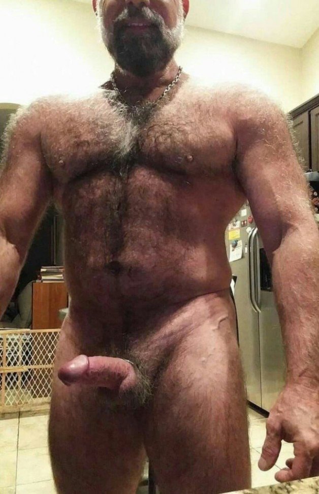 Photo by mypervplace with the username @mypervplace,  November 19, 2021 at 9:31 PM. The post is about the topic Gay Hairy Men