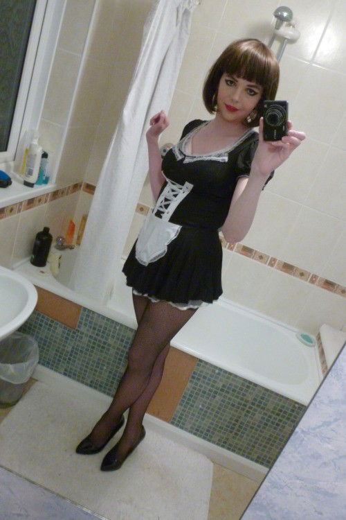 Photo by Emmasissy with the username @Emmasissy, who is a verified user,  September 4, 2017 at 1:25 PM and the text says 'forciblyfeminized:

yettocomeout:
batatky:


susannasuckscock:
I want to be a maid

So want to be a full time sissy maid


I’d love to be a sissy maid

Boys forced to become girls'