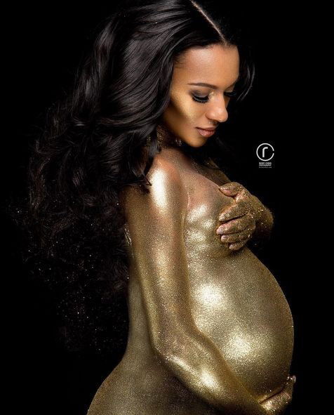 Photo by pregnantwomen4men with the username @pregnantwomen4men,  January 2, 2018 at 10:33 PM and the text says 'boujee-melanin-babe:
Pregnancy is so ethereal 
#pregnant, #blackisbeautiful'