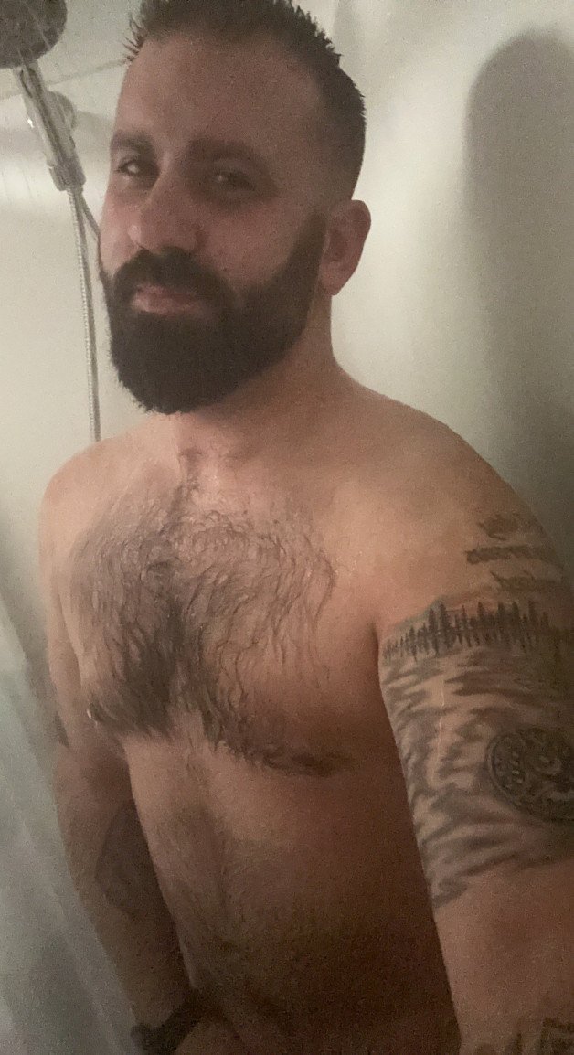 Photo by Bearded-dadbod with the username @Beardeddad22, who is a verified user,  January 8, 2023 at 12:21 PM