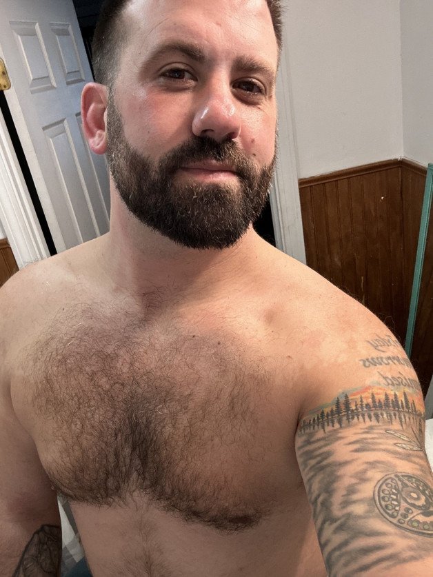 Photo by Bearded-dadbod with the username @Beardeddad22, who is a verified user,  January 6, 2024 at 11:29 AM and the text says '#newprofilepic'