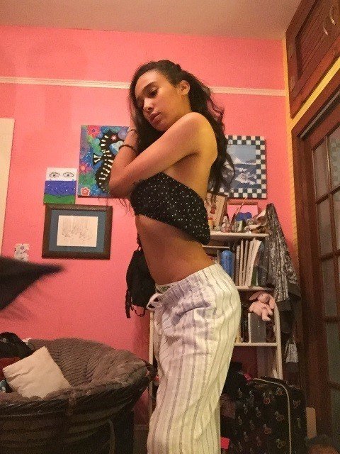 Photo by Juliani Rins with the username @JulianiRins,  September 17, 2021 at 2:12 PM. The post is about the topic Lets Fuck and the text says 'my girl while in my room'
