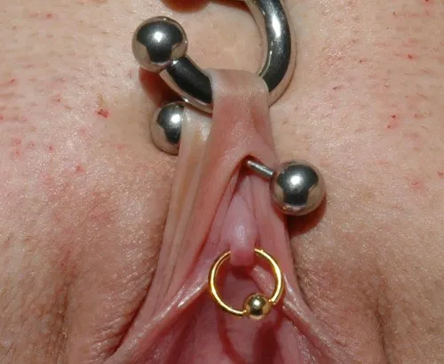 Photo by constanze1977 with the username @constanze1977,  July 21, 2016 at 12:58 AM and the text says 'Please help to improve my blog and submit you clit piercings and expieriences. :) #clit  #piercing  #pierced  #clitring  #actual  #clit  #piercing  #clitpiercing  #intimpiercing'