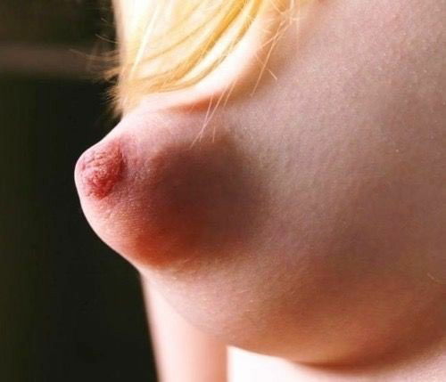Photo by Skithepow38 with the username @Skithepow38,  February 24, 2019 at 1:20 PM. The post is about the topic Puffy Tits