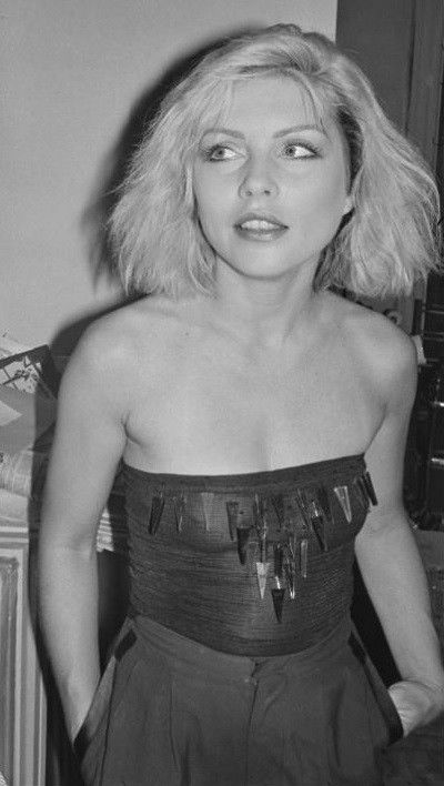 Photo by theoneyouseek with the username @theoneyouseek,  November 27, 2018 at 8:34 AM and the text says 'blondie-poedie:Debbie Harry'