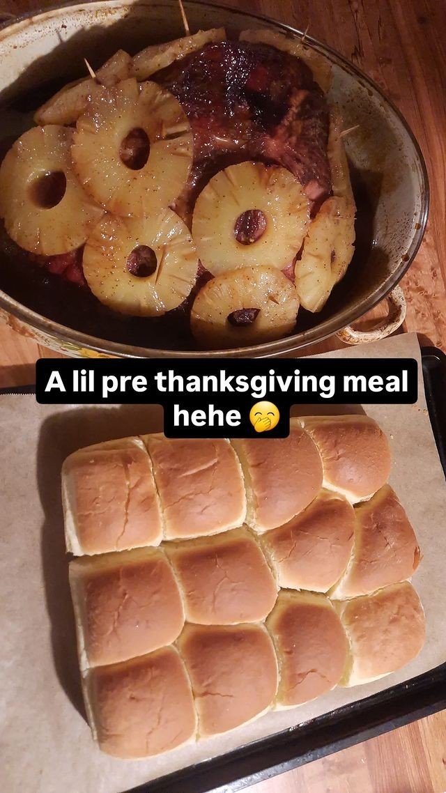 Album by GamerGirlRoxy with the username @GamerGirlRoxy, who is a star user,  November 28, 2024 at 7:51 PM and the text says 'Cooking for days.. Happy #Thanksgiving! 😘💕'