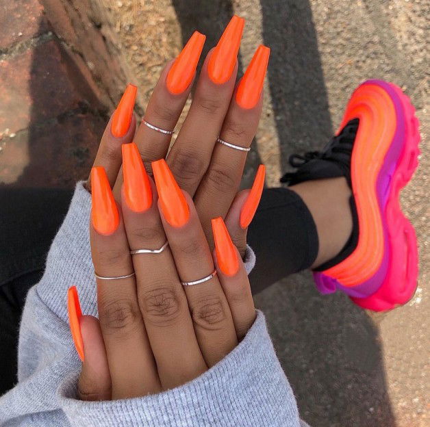 Photo by Isabelleswildin with the username @Isabelleswildin,  September 4, 2018 at 12:44 PM and the text says 'nailsonblackwomen:

#SherlinaNym !'