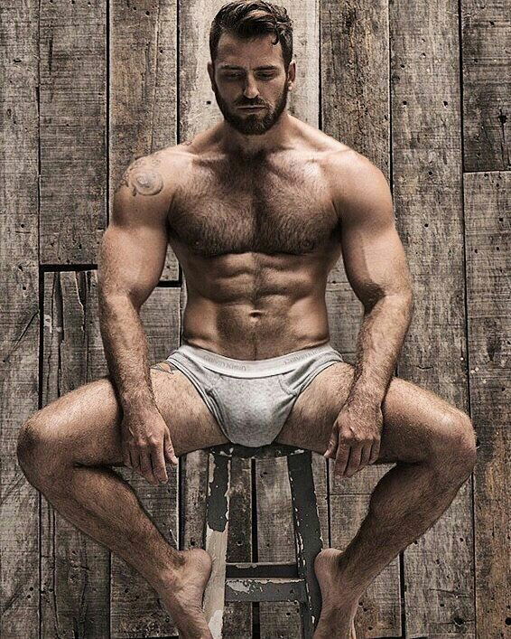 Photo by TravellingDan with the username @TravellingDan,  December 18, 2016 at 12:37 AM and the text says 'completelyfine:

http://completelyfine.tumblr.com/Hotness delivered to your screen.  Enjoy!

My new SFWish gymspiration #gymspiration'