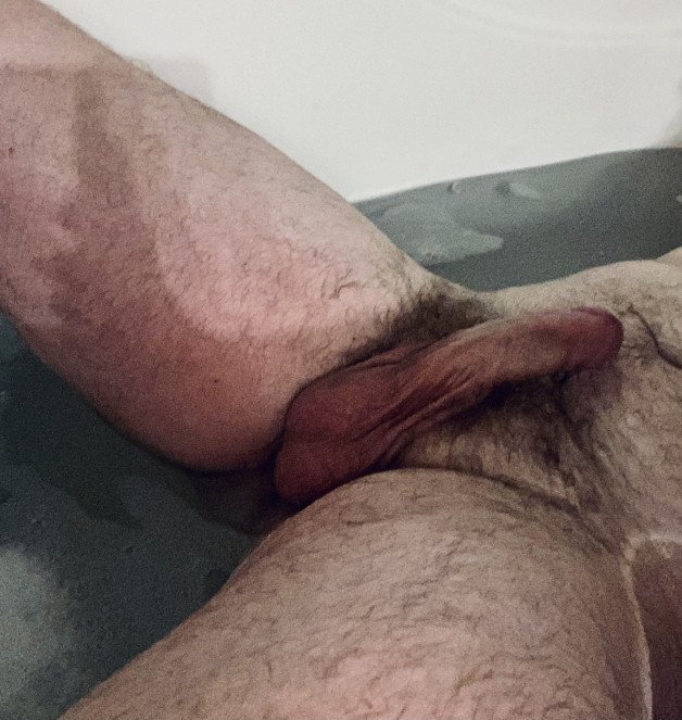 Photo by BatorMatt with the username @BatorMatt,  August 29, 2021 at 12:05 AM. The post is about the topic Gay and the text says 'bath before bating'