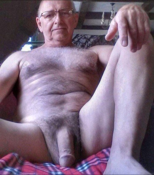 Photo by Joe1152 with the username @Joe1152,  March 29, 2022 at 1:17 PM. The post is about the topic Silver daddies