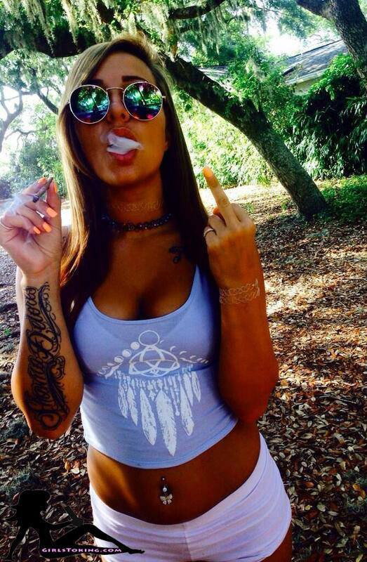 Photo by the fuck page with the username @thefuckpage,  February 26, 2015 at 11:26 PM and the text says '#fuck  #fuck  #you  #thefuckpage  #middle  #finger'
