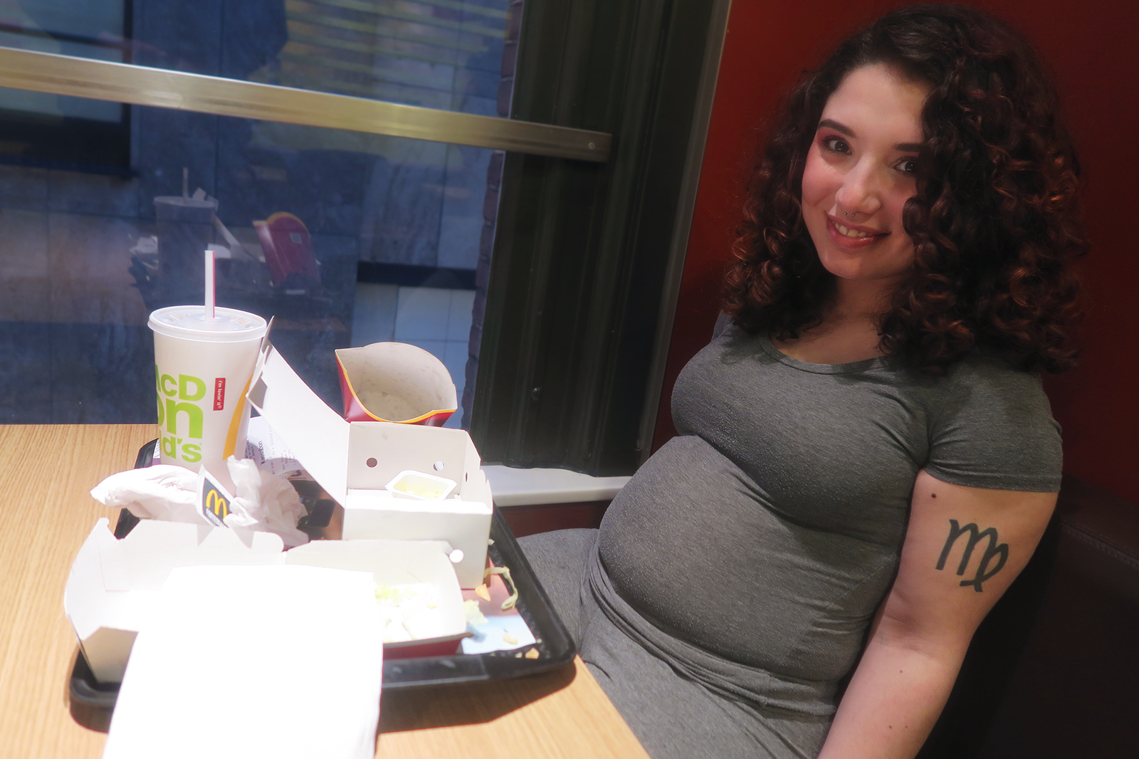 Photo by mariaalive with the username @mariaalive, who is a star user,  March 18, 2018 at 7:40 PM and the text says 'mariaphilia:
Mcdonalds did my belly good &lt;3 
PS: I filmed everything



Instafamous Maria fails her fitness and diet routine - stuffing 2310 calories 

 #before  #after  #weight  #gain  #food  #stuffing  #maria  #alive  #mariaphilia  #ew  #salad..'