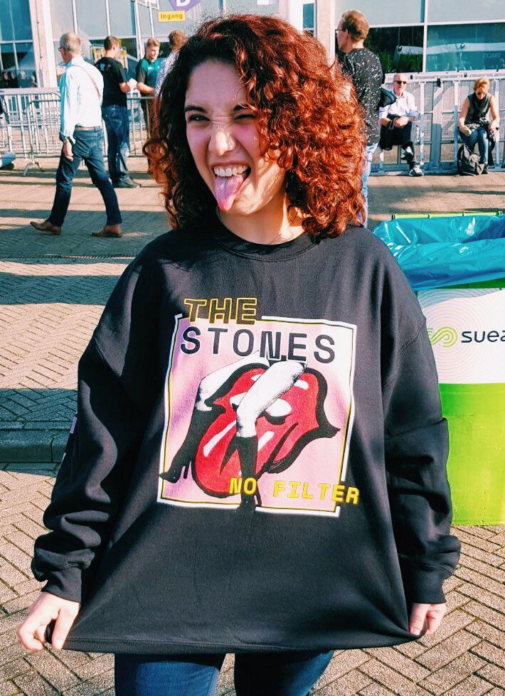 Photo by mariaalive with the username @mariaalive, who is a star user,  October 15, 2017 at 1:54 PM and the text says 'Guess where I am today?!?!  #rolling  #stones  #no  #filter  #blehhh'