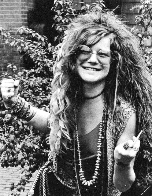 Photo by iwhynot-world with the username @iwhynot-world,  December 1, 2015 at 1:34 AM and the text says 'woodstock-festival:

Today we honor the late, legendary talent, @janisjoplin. On the anniversary of her passing, we celebrate her magic &amp; her contribution #Woodstock history with her full performance. Watch here'