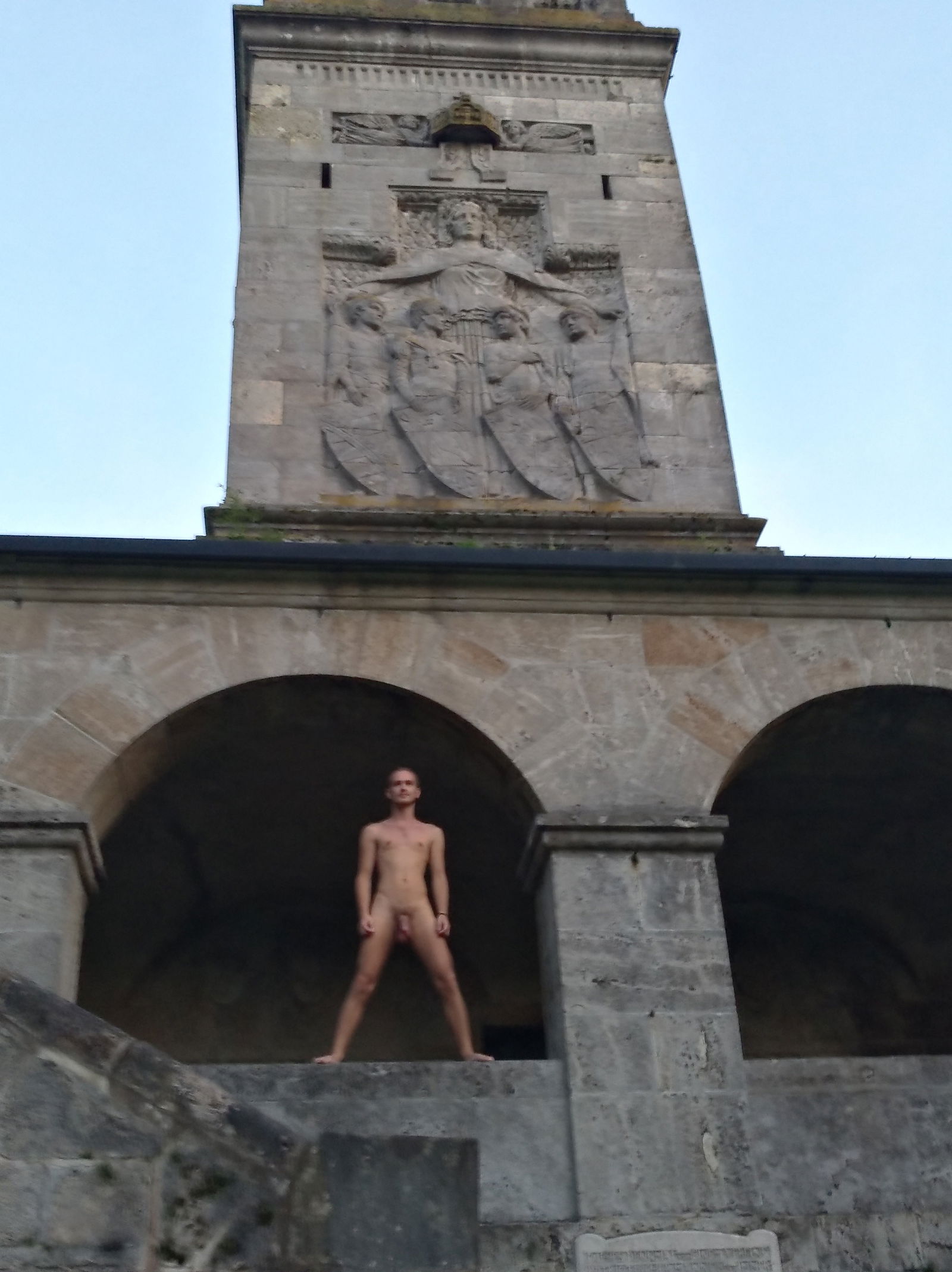 Photo by puppy-lex with the username @puppy-lex, who is a verified user,  December 6, 2017 at 10:05 PM and the text says '#gay  #schwul  #nackt  #nude  #nudist  #zeigegeil  #burg  #castle'