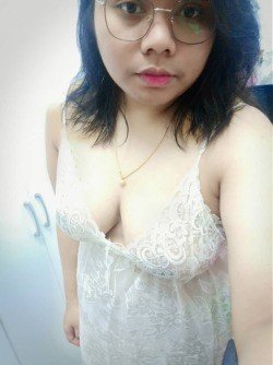 Photo by Amirabanting with the username @Amirabanting,  May 10, 2020 at 10:50 PM. The post is about the topic Huge Natural Boobs and the text says 'AMIRA MALAYSIAN BIG BOOB SLUT WIFE CHEATING
MALAYSIAN'