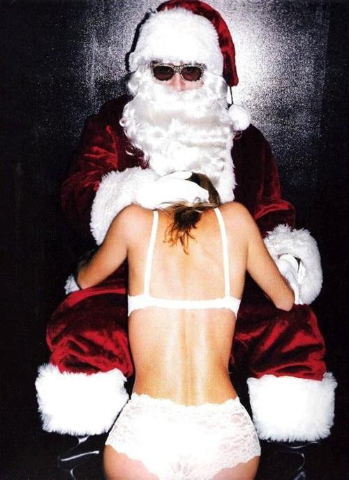 Photo by Babyji~Queen with the username @BabyjiQueen,  December 26, 2011 at 1:51 AM and the text says 'marbean:

bad santa'