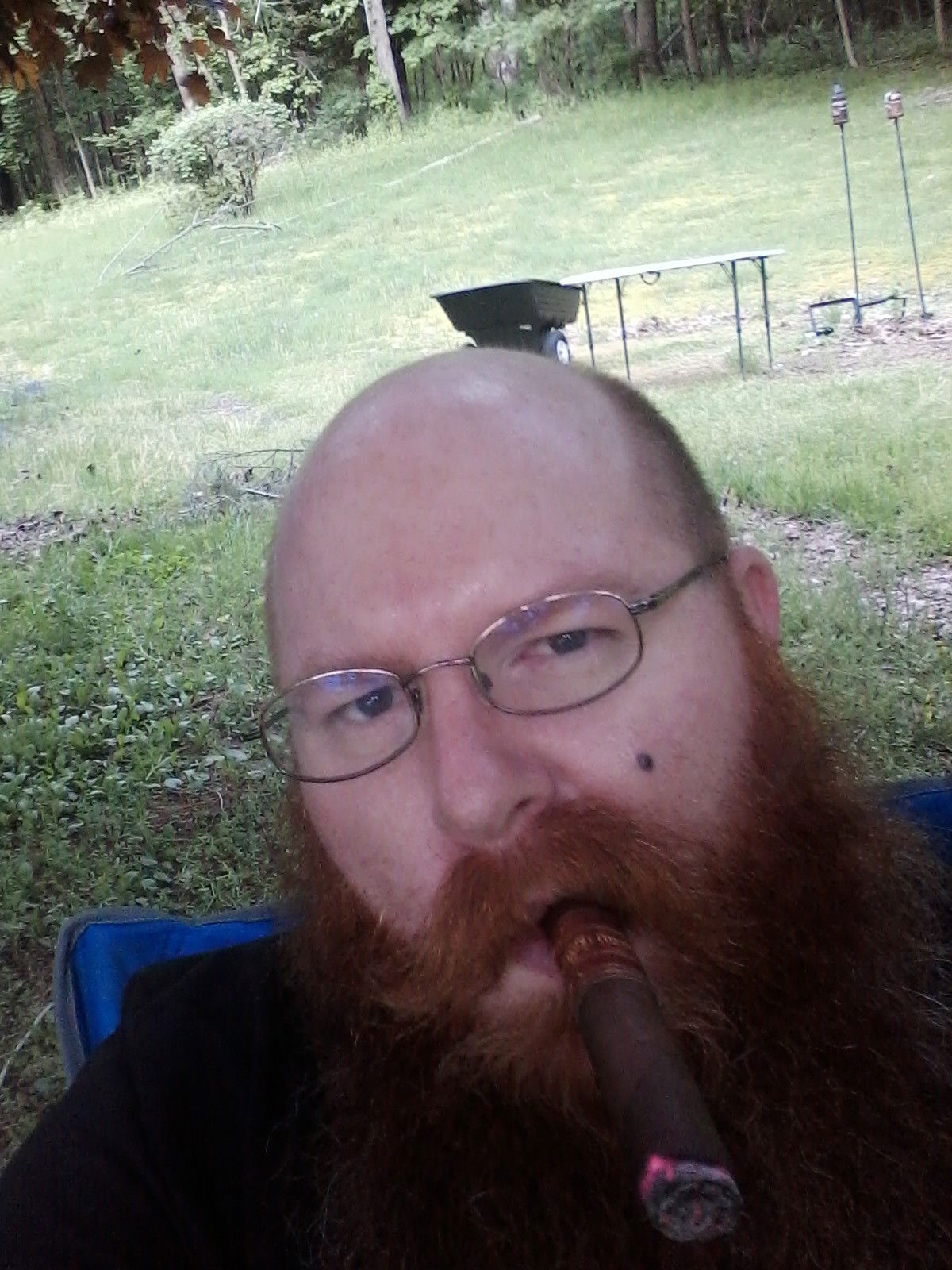 Photo by bearddnbald with the username @bearddnbald,  July 31, 2019 at 1:58 PM. The post is about the topic Cigar men