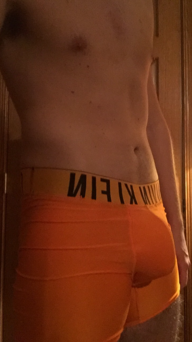 Photo by midwest22323 with the username @midwest22323, who is a verified user,  January 8, 2017 at 11:57 PM and the text says 'boxerbriefboys:
Me


User Submission - Submit yours to http://boxerbriefboys.tumblr.com



great Clavin Klein bulge'