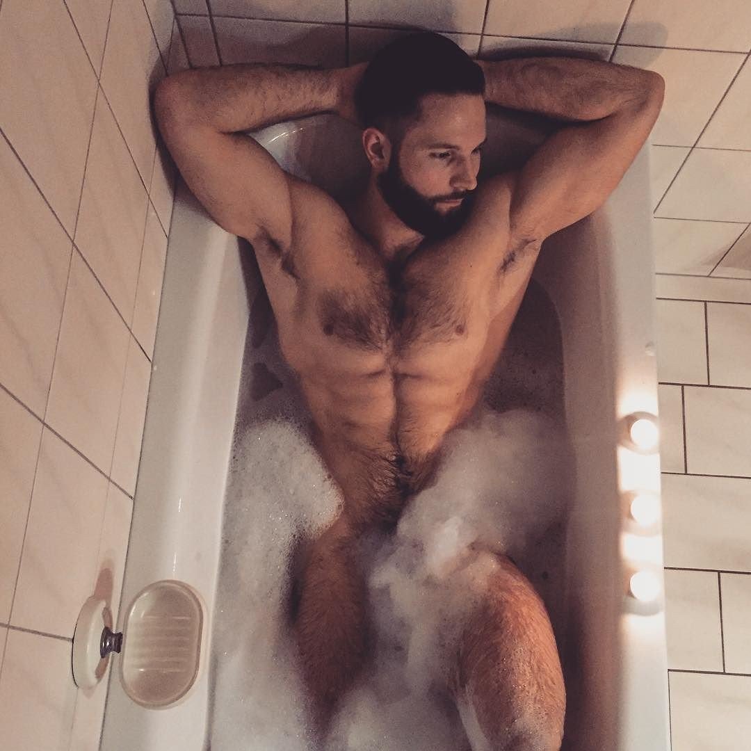 Photo by UESguys27 with the username @UESguys27,  January 2, 2016 at 11:49 PM and the text says 'thebearunderground:

beardburnme:

“#instagram #instadaily #instalike #instagood #me #like #follow #model #malemodel #fitnessmodel #body #bath #bathtime #badboysofinsta #man #fit #body #köln #lifestyle #mood #saturday #picoftheday #sexy #ripped #tbt..'