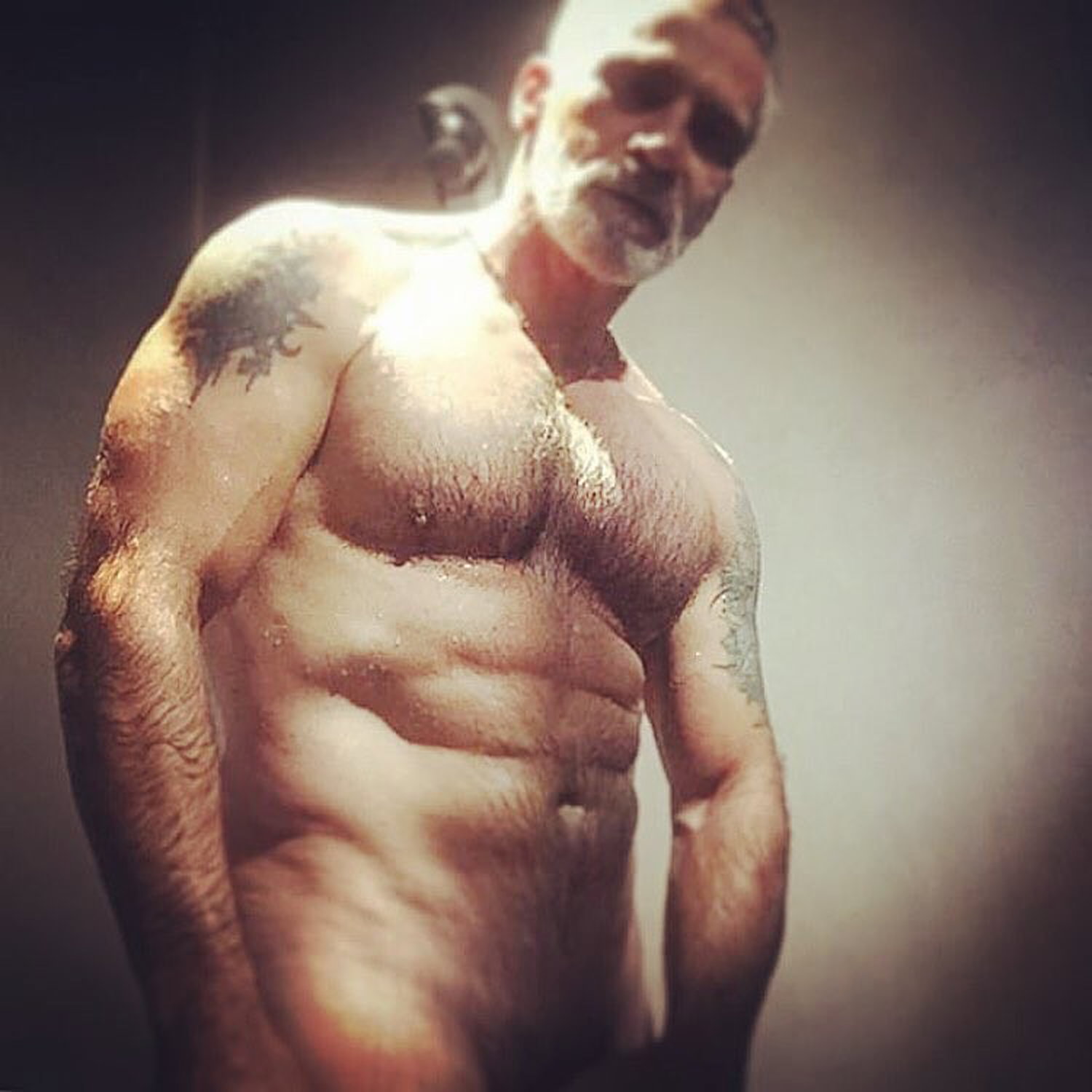Photo by UESguys27 with the username @UESguys27,  January 2, 2017 at 1:22 AM and the text says 'theolderthebetter:Follow  @trexlemoko  #maturedaddies #silverdaddies #seniormuscles #dilf #theolderthebetter #men  #hairy  #daddy'