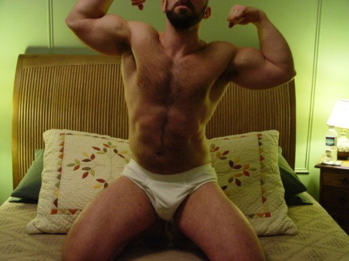 Photo by UESguys27 with the username @UESguys27,  January 10, 2013 at 7:00 AM and the text says '#men  #hairy  #beef'