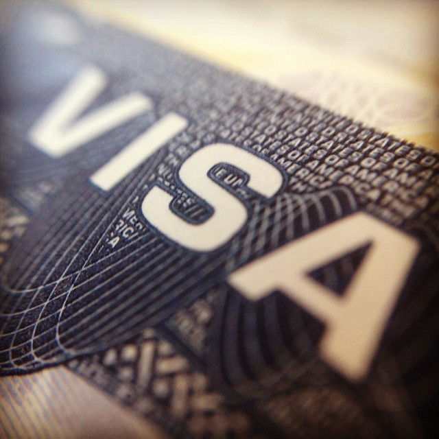 Photo by artsexlove with the username @artsexlove,  January 22, 2014 at 2:12 PM and the text says 'Chega logo, Abril! \o/ #visa #usa #newyork #newyork  #visa  #usa'