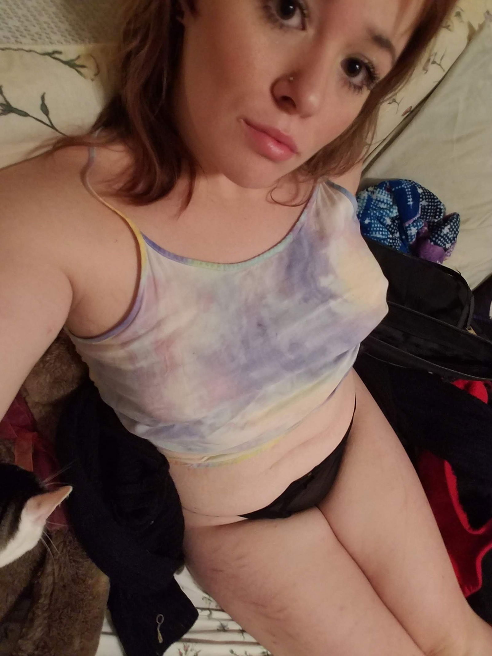 Album by EmilyRxse with the username @Rosec, who is a star user,  June 21, 2022 at 12:01 AM and the text says 'https://onlyfans.com/346675023/emilyrxse21'