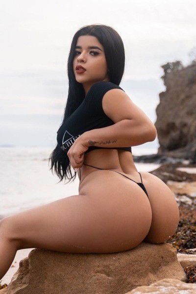 Photo by SensualThickness with the username @SensualThickness,  June 3, 2019 at 7:53 AM. The post is about the topic Ass