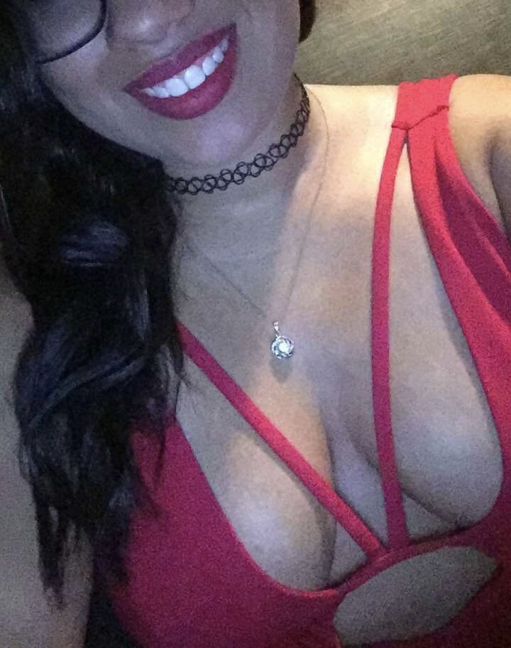 Photo by Imhisvixen with the username @ImHisVixen, who is a star user, posted on October 20, 2019. The post is about the topic Hotwife and the text says 'Really wishing i had a reason to get dressed up and go out. I love getting hit on at bars. I can't wait to get dressed down for Halloween though.'