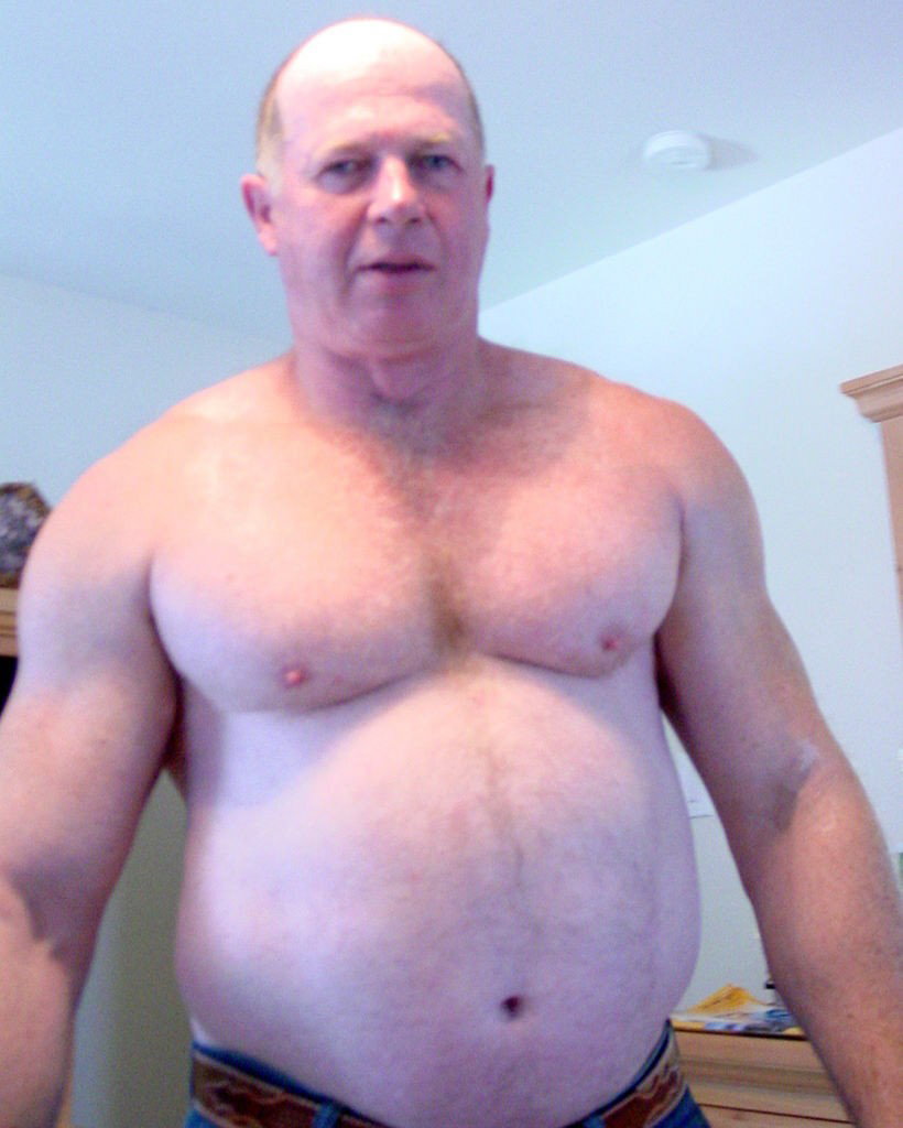 Photo by Hairy Musclebears with the username @hairymusclebears,  September 5, 2019 at 3:39 AM and the text says 'Bald Silverdaddy Musclebear from USAFUR.com personals  #daddy #ursos #urso #see #hermosas #rugged #strong #tan #gaylondon #powerful #bod #belly #fat #chubby #wide #bully #chunky  #sexybeast #musclehairy #hotmature #hotbeard #gaymuscle #fetishgay  #brave..'