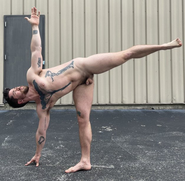 Photo by blaneonthecape with the username @blaneonthecape, who is a verified user,  January 20, 2022 at 3:22 PM. The post is about the topic Yoga Men (gay)