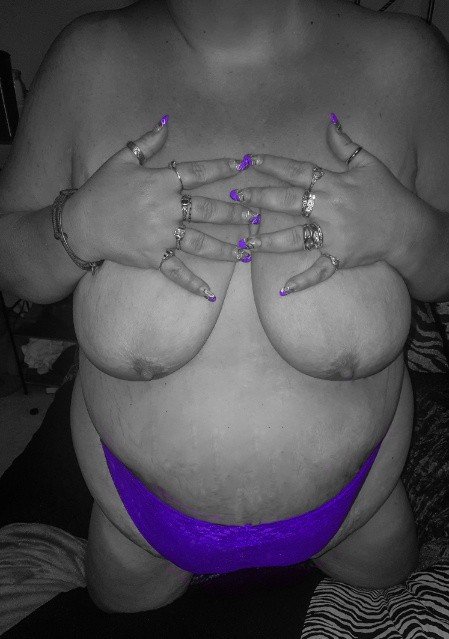 Photo by Dawn42D with the username @Dawn42D,  February 3, 2018 at 3:46 PM and the text says 'Good morning to my amazing Vyxen Lovers! Hubby thought we should do some sexy color splash pics today and call it saturation Saturday, lol. I&rsquo;m not sure I like the name but I do love purple ;) Don&rsquo;t you think I look sexy in purple? #color..'