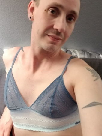 JamesInLingerie