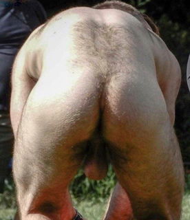 Photo by GeoStrings with the username @GeoStrings,  November 12, 2018 at 3:42 PM and the text says 'butttmunch80031:

daddyspussyboynyc2:#daddy 
those are some damn fine asses !!! #ass  #hairy  #legs  #thighs  #bend  #over  #solo  #compilation  #root  #taint  #balls  #big  #balls  #low  #hangers  #fav'