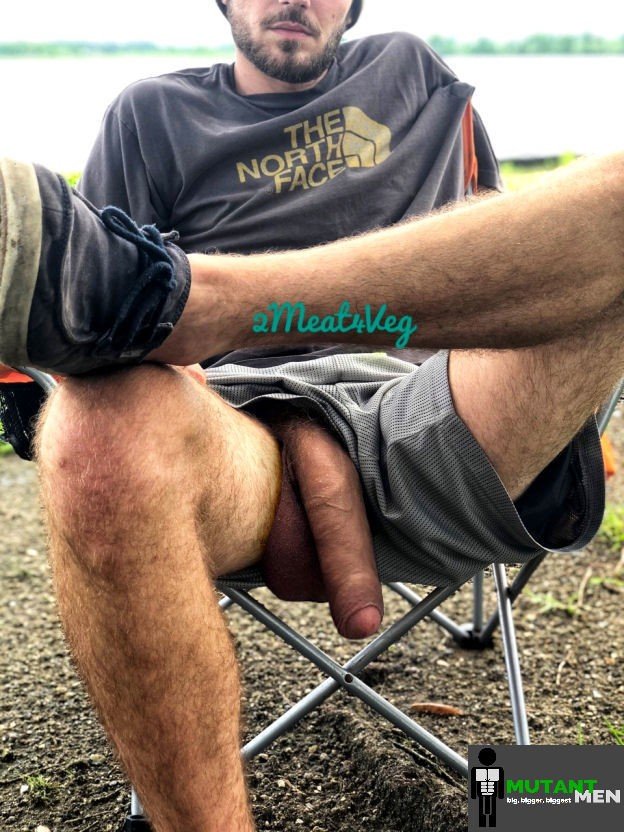 Photo by GeoStrings with the username @GeoStrings,  December 3, 2018 at 6:39 PM and the text says 'decadentgalaxydinosaur:

mutantmen:

More pics on patreon!!!–&gt;https://www.patreon.com/mutantmenOr, follow my other Blog:https://mutant-bulge.tumblr.com/ (morphed bulges)https://mutant-muscle.tumblr.com/ (muscle morphs)

Love to get a hold of that...'