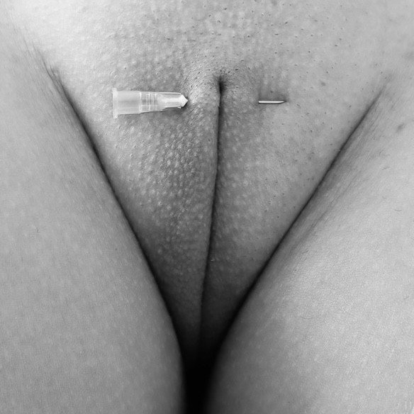 Photo by Tobiteorenottobite with the username @Tobiteorenottobite,  October 10, 2020 at 6:31 PM. The post is about the topic Piercing