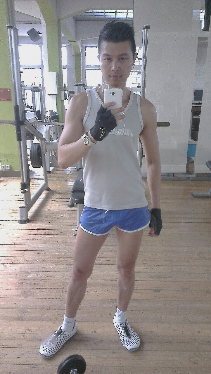 Photo by hartorsten with the username @hartorsten,  July 14, 2013 at 3:25 PM and the text says 'Gym selfpic. Shorts by Barcode Berlin. Tank by Aussiebum. #asianman  #asianhunk  #selfpic  #gymwear  #aussiebum  #barcodeberlin  #malemodel  #malephotography  #haraldtorsten'