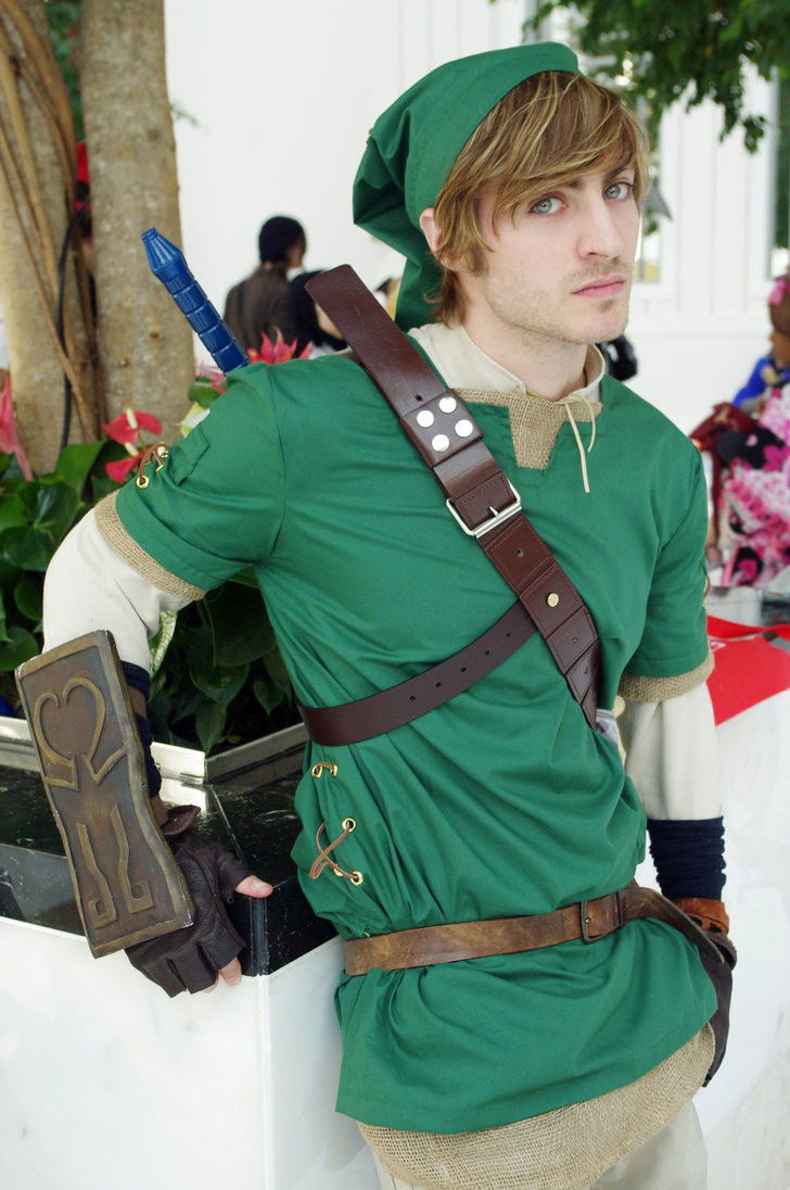 Photo by DarthKitsune with the username @DarthKitsune,  March 19, 2013 at 5:58 AM and the text says 'tyleroakley:

urbran:

foodnun:

DAMN SON U CAN PETER MY PAN

uhhhh thats Link from the Legend Of Zelda franchise

He could still Peter my Pan, though.

Sweet Baby Jesus!'