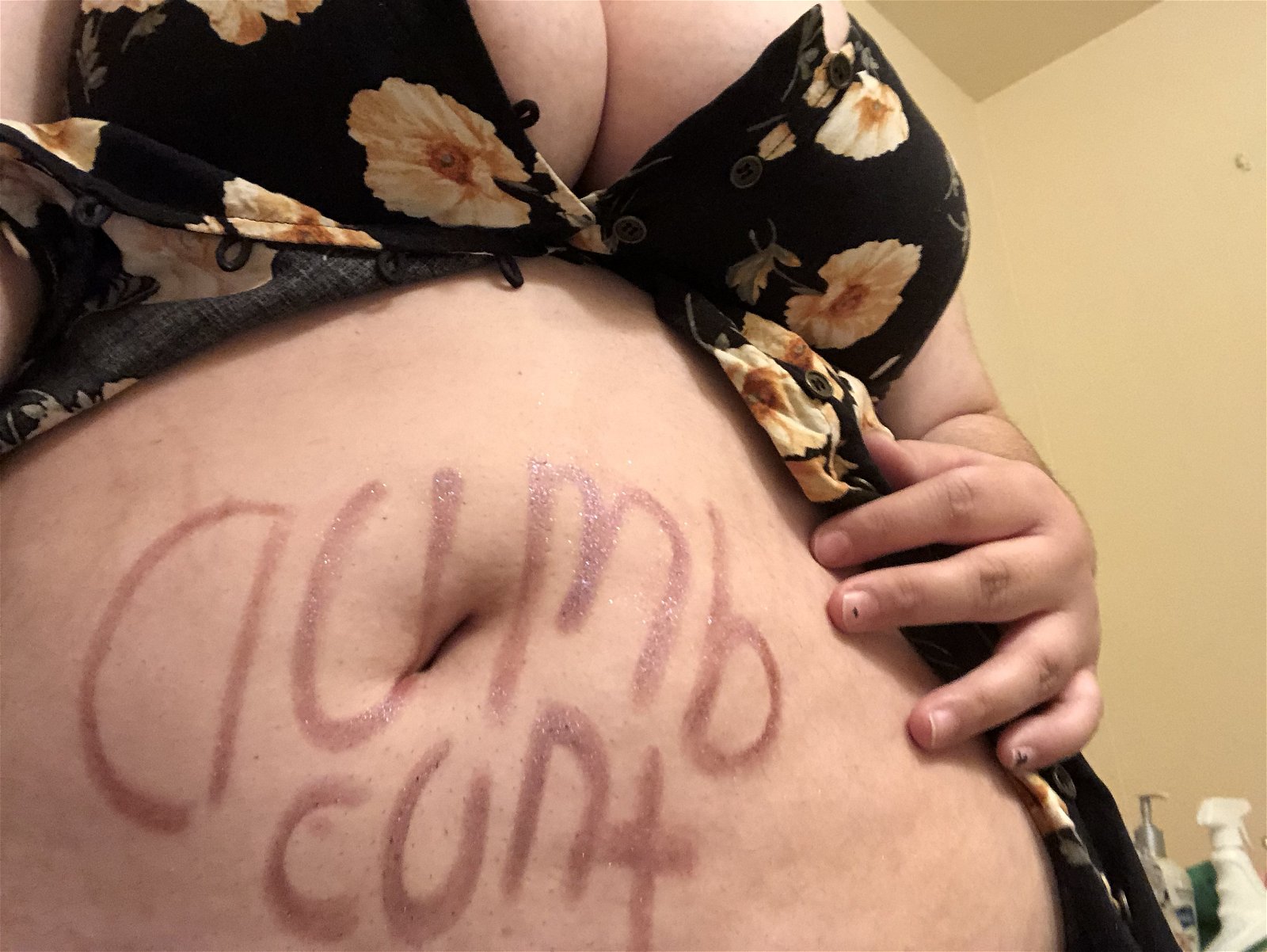 Shared Photo by ellaswallows with the username @ellaswallows, who is a star user,  February 13, 2019 at 6:14 PM. The post is about the topic Busty Chicks and the text says 'Dumb baby'