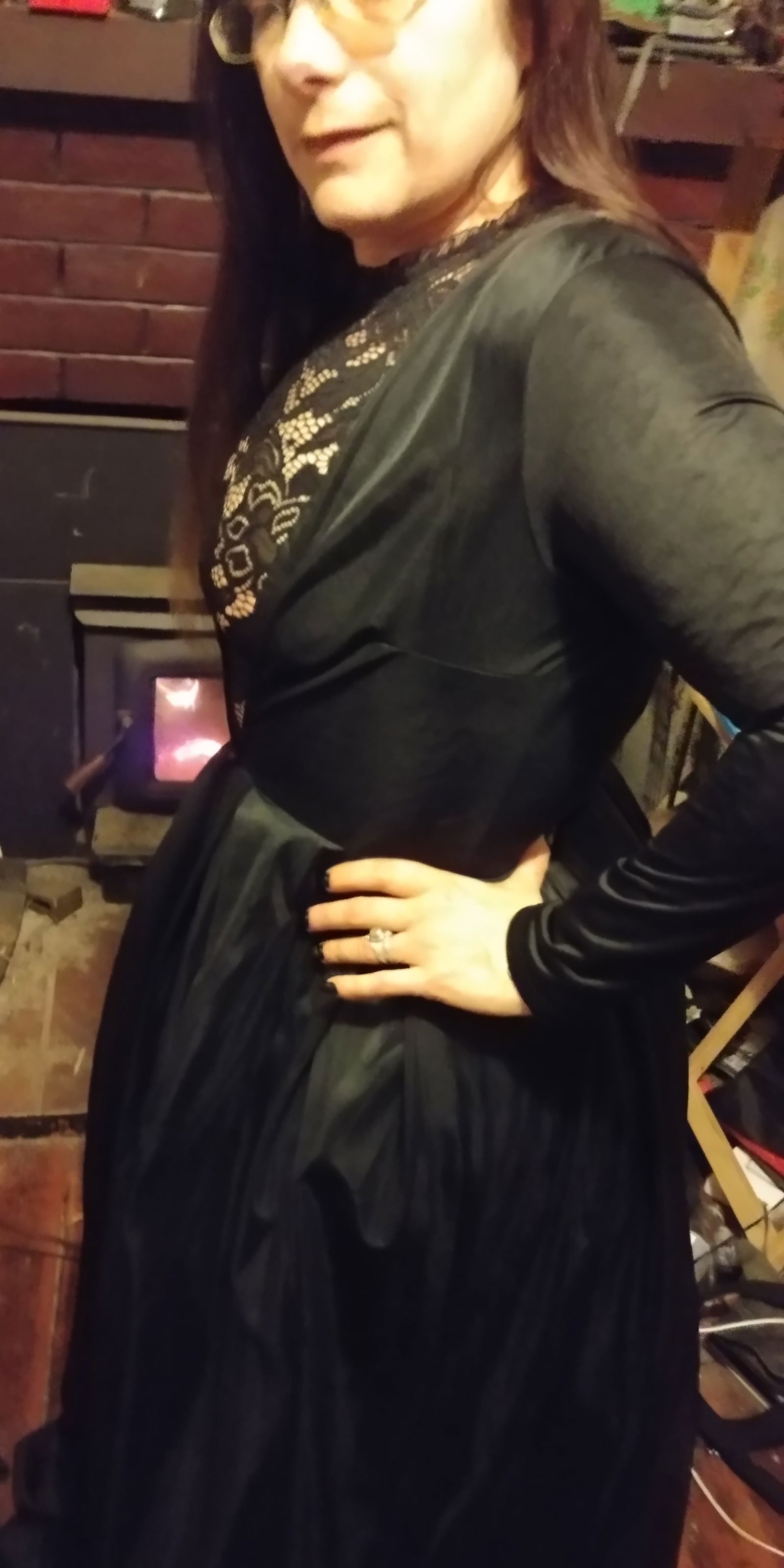 Album by Lengiles with the username @Lengiles, who is a verified user,  February 18, 2019 at 4:36 AM. The post is about the topic Amateurs and the text says 'Wifes ball dress'