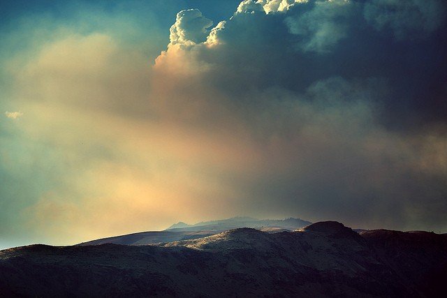 Photo by Firepower with the username @hungrygirls,  April 5, 2014 at 2:32 PM and the text says 'Wild fire above Wenatchee #landscape  #clouds  #nature  #hills  #Wenatchee  #fire'