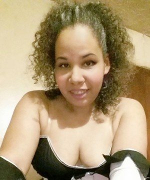Photo by Miss Lockworth with the username @MissLockworth, who is a star user,  February 18, 2019 at 3:32 PM and the text says '#milf #phonesex #sexting'
