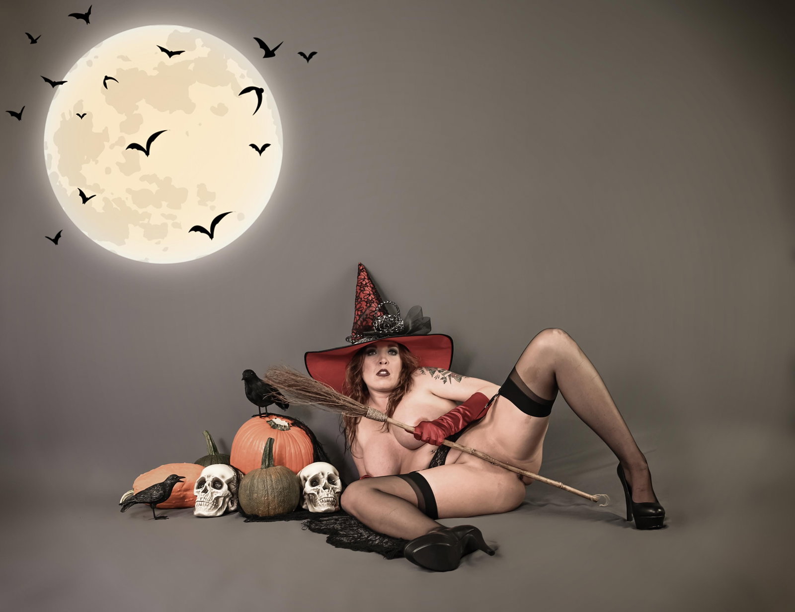 Photo by Denise La Fleur with the username @deniselafleur, who is a star user,  October 13, 2023 at 6:46 PM. The post is about the topic Sexy Halloween and the text says 'Happy Friday, The 13th!!! 💀'