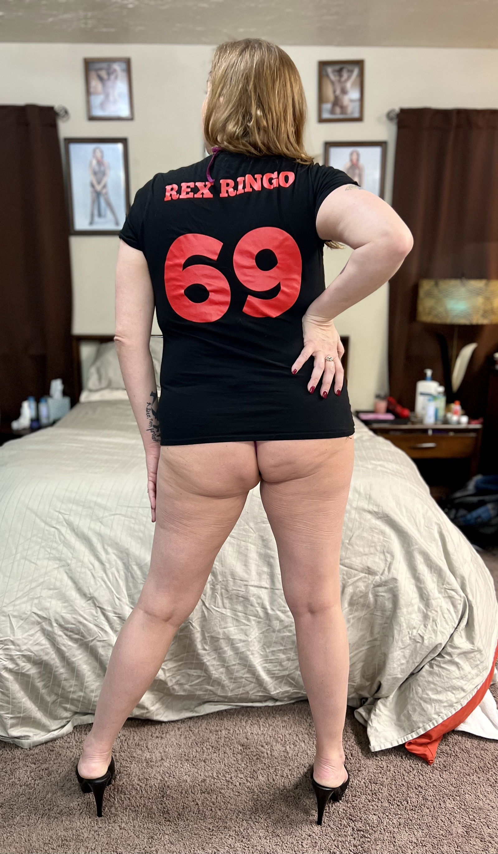 Album by Denise La Fleur with the username @deniselafleur, who is a star user,  December 23, 2022 at 5:03 AM. The post is about the topic Pornstars love their fans and the text says 'Sporting my Rex Ringo t-shirt…❤️'