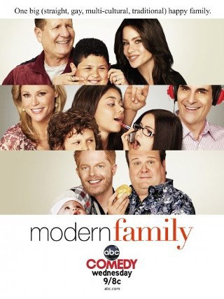 Photo by nicksnastypleasures with the username @nicksnastypleasures,  January 12, 2012 at 10:12 PM and the text says 'I am watching Modern Family
    

            “ Egg Drop”
    
    
        
                        237 others are also watching
                
     Modern Family on GetGlue.com
     #Modern  #Family  #tv'